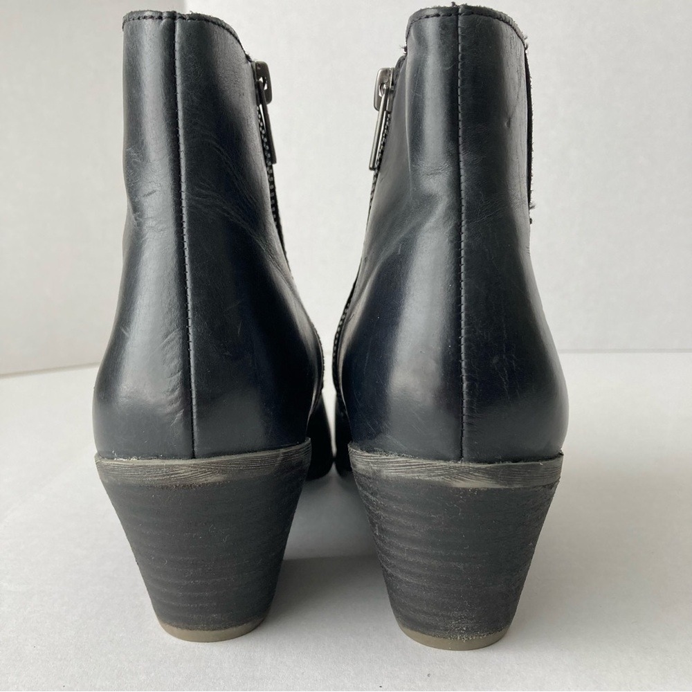 Frye Womens Black Leather Pointed Toe Western Ankle Boots Side Zip Size‎ 8 - Picture 5 of 16